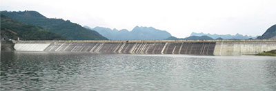 天生橋一級水電站溢洪道抗沖磨處理